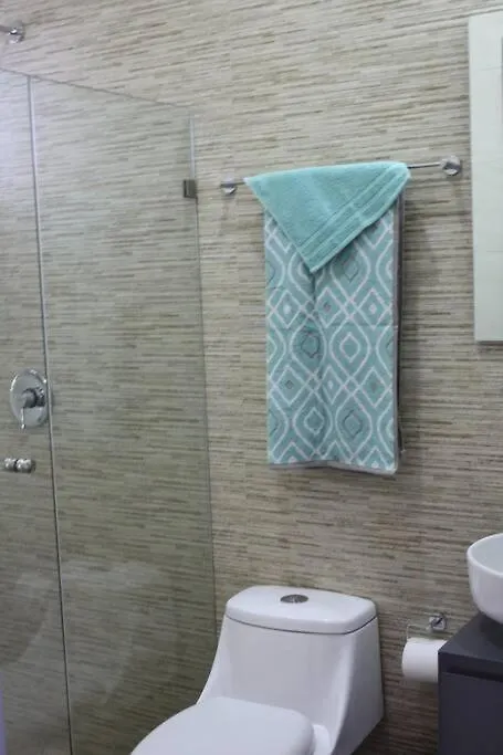 2Br/2Ba Condo 1 Block To Ocean! - Unit 3 Mazatlán Appartamento