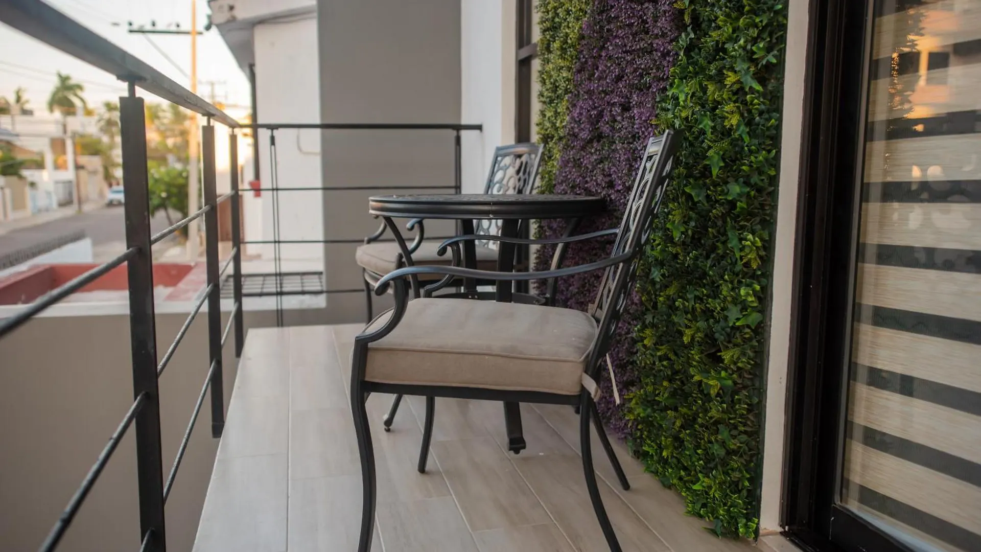 Appartamento 2Br/2Ba Condo 1 Block To Ocean! - Unit 3 Mazatlán