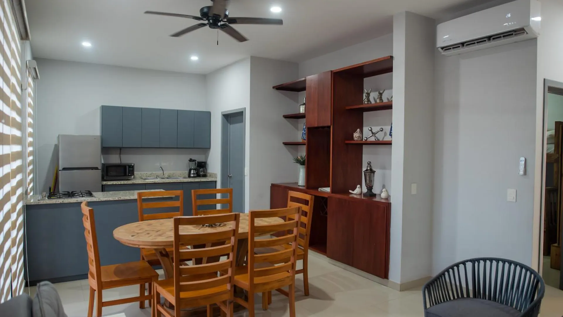 2Br/2Ba Condo 1 Block To Ocean! - Unit 3 Mazatlán