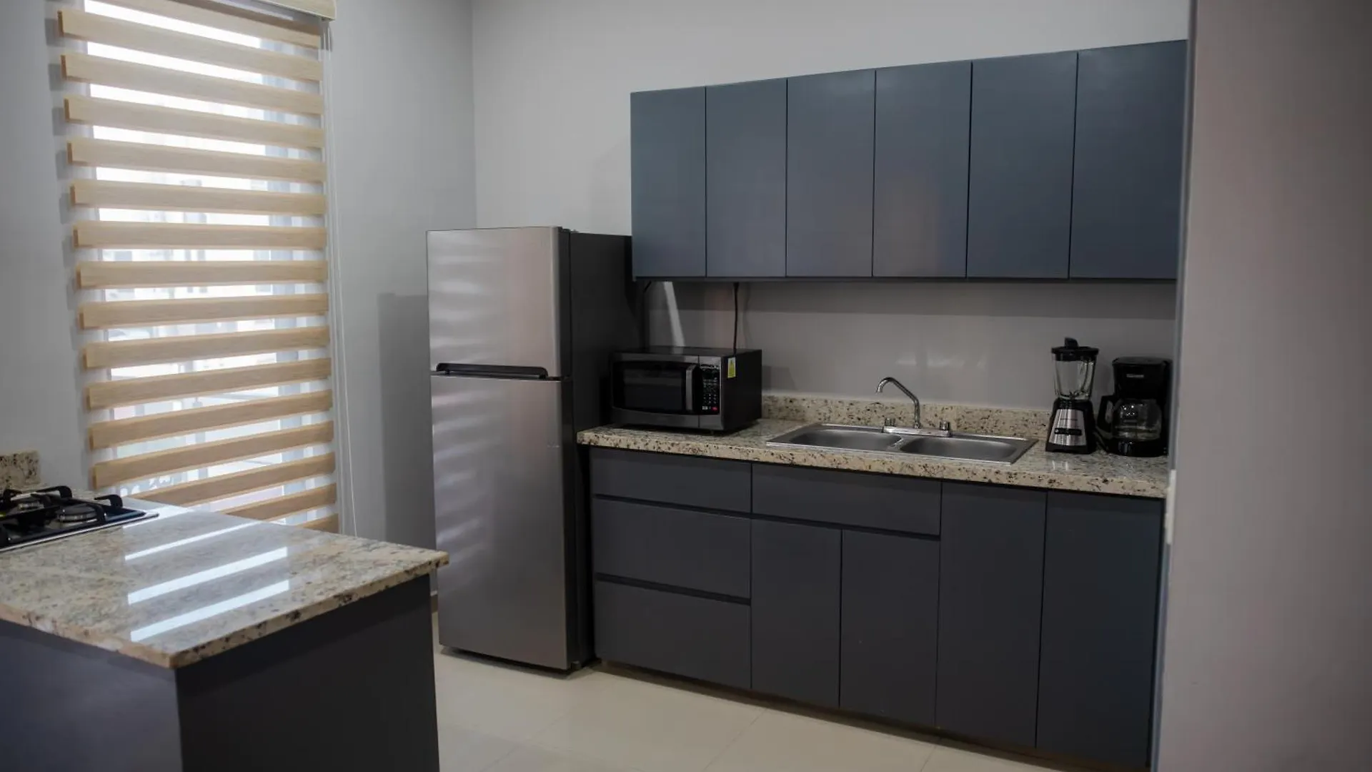 Appartamento 2Br/2Ba Condo 1 Block To Ocean! - Unit 3 Mazatlán Messico